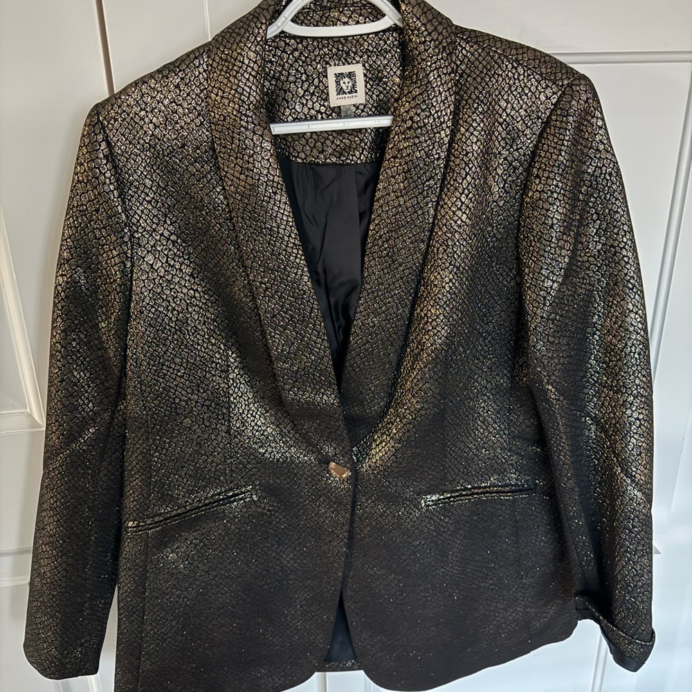 Anne Klein Black and Gold Textured Blazer
